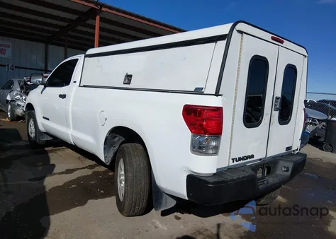 2013 Toyota Tundra Grade V6 z USA, uszkodzony, nr VIN 5TFLU5F15DX030218